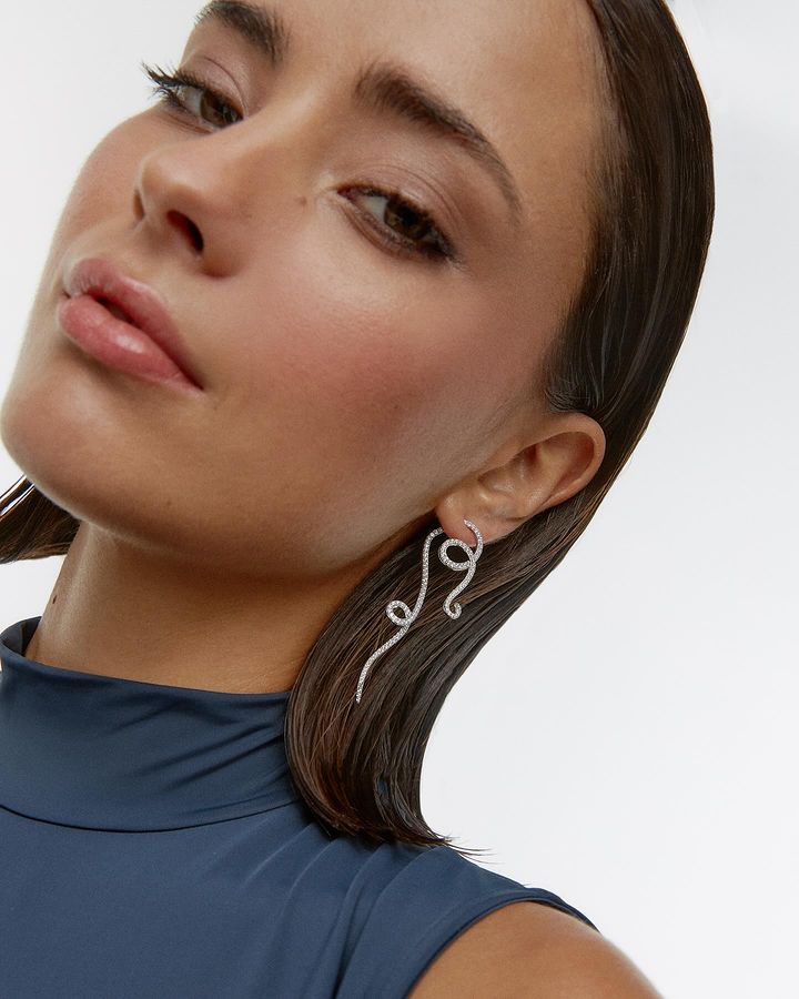 Radiate elegance at Christmas