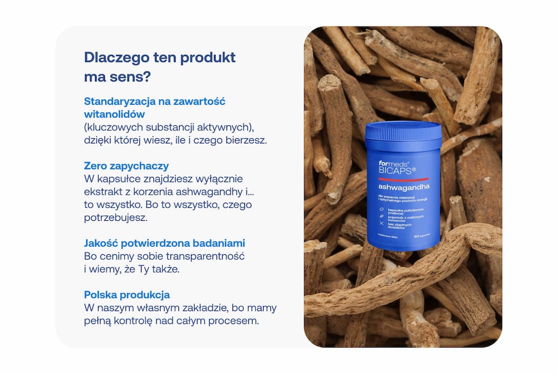 Opakowanie BICAPS ashwagandha na tle korzeni rośliny. Zalety: standaryzacja na witanolidy, zero zapychaczy, jakość potwierdzona badaniami, polska produkcja.