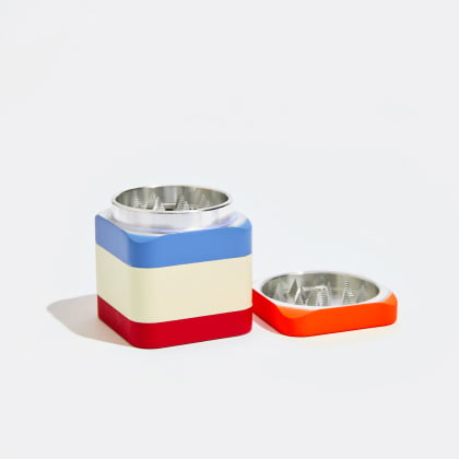 colorblock grinder in poppy