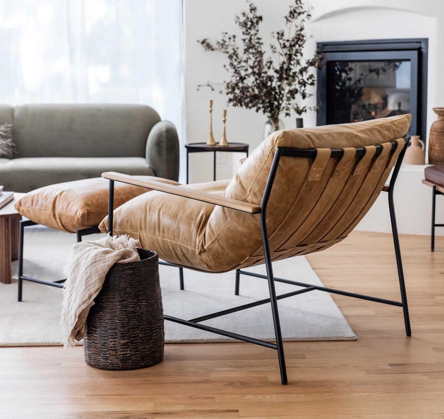 Image of the Sunflower Leather Vail Lounge Chair