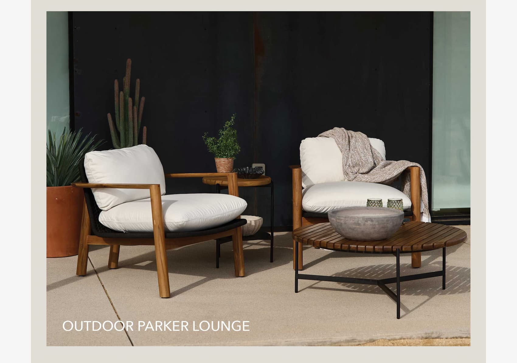 Outdoor Parker Lounge 