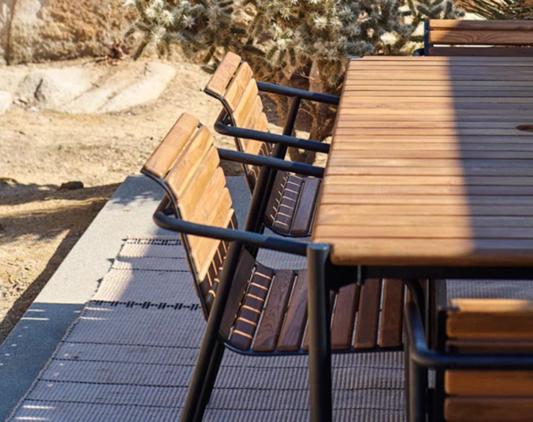 Outdoor Strata Dining Series