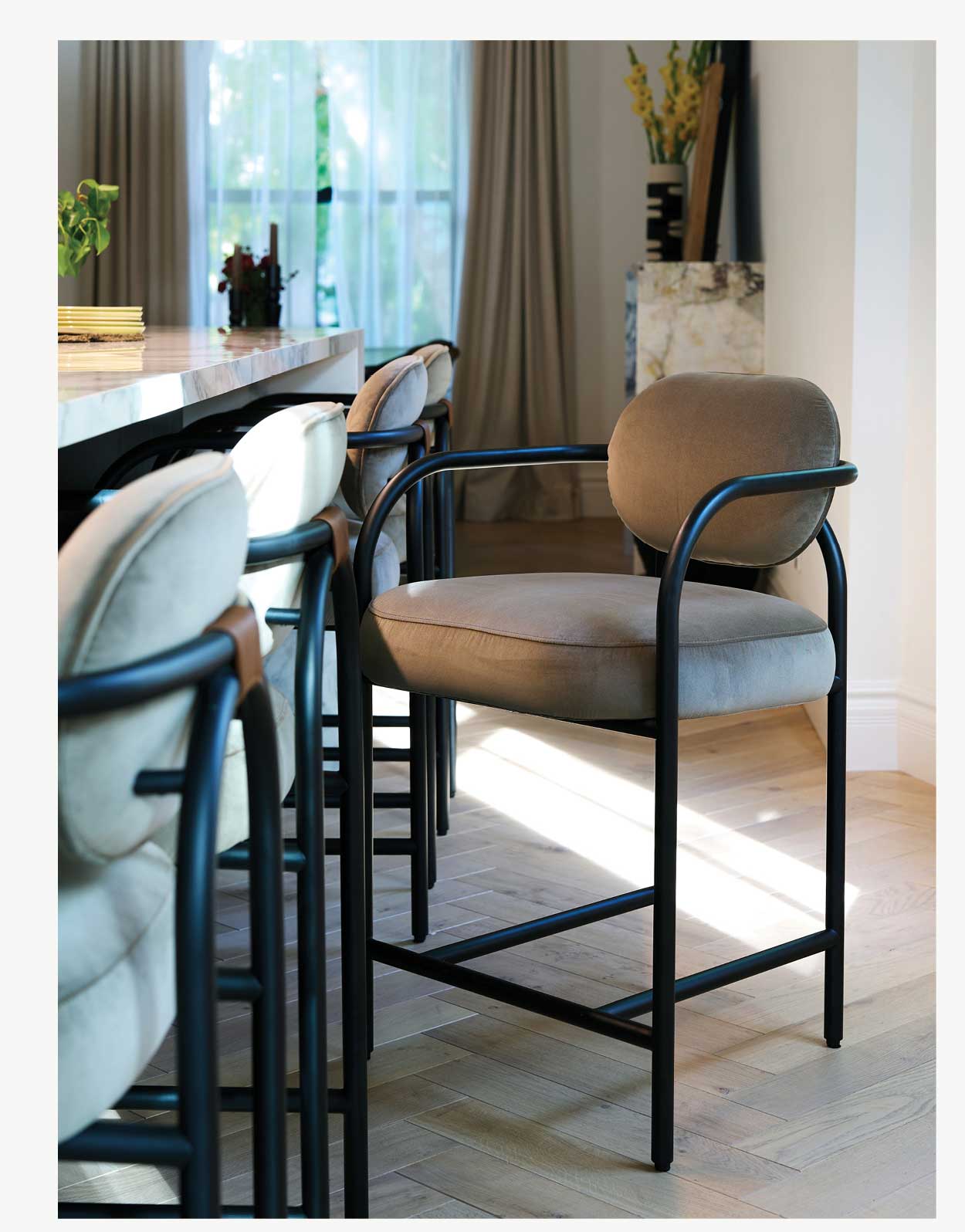 Arches Counter Stool 