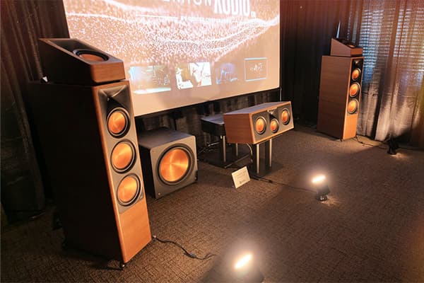 https://www.klipsch.com/products/miami-party-speaker