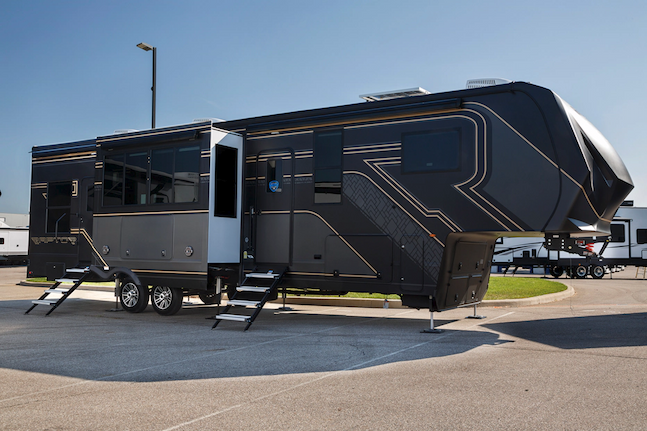 Keystone RV Raptor 
