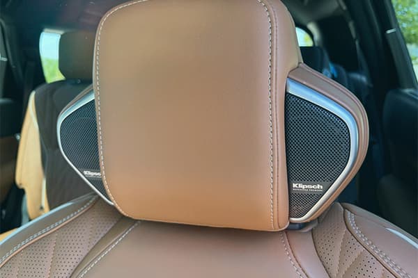@ericdrivescars | The @infinitiusa QX60 is a sold choice in midsize 3-row luxury SUVs. Also, headrest speakers!  Product Featured: Klipsch Reference Premiere Automotive