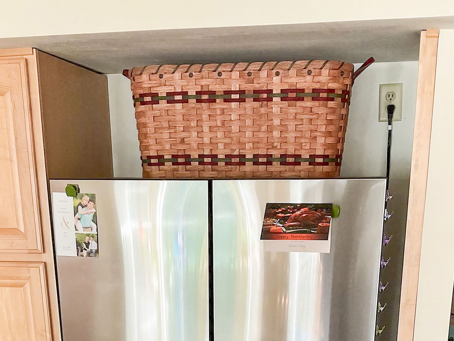 2 Bushel Laundry Basket