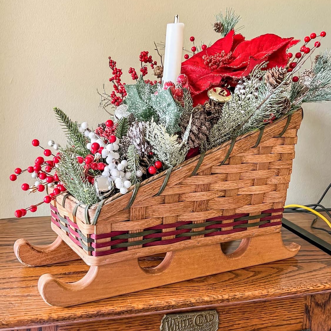 Christmas Sleigh Centerpiece