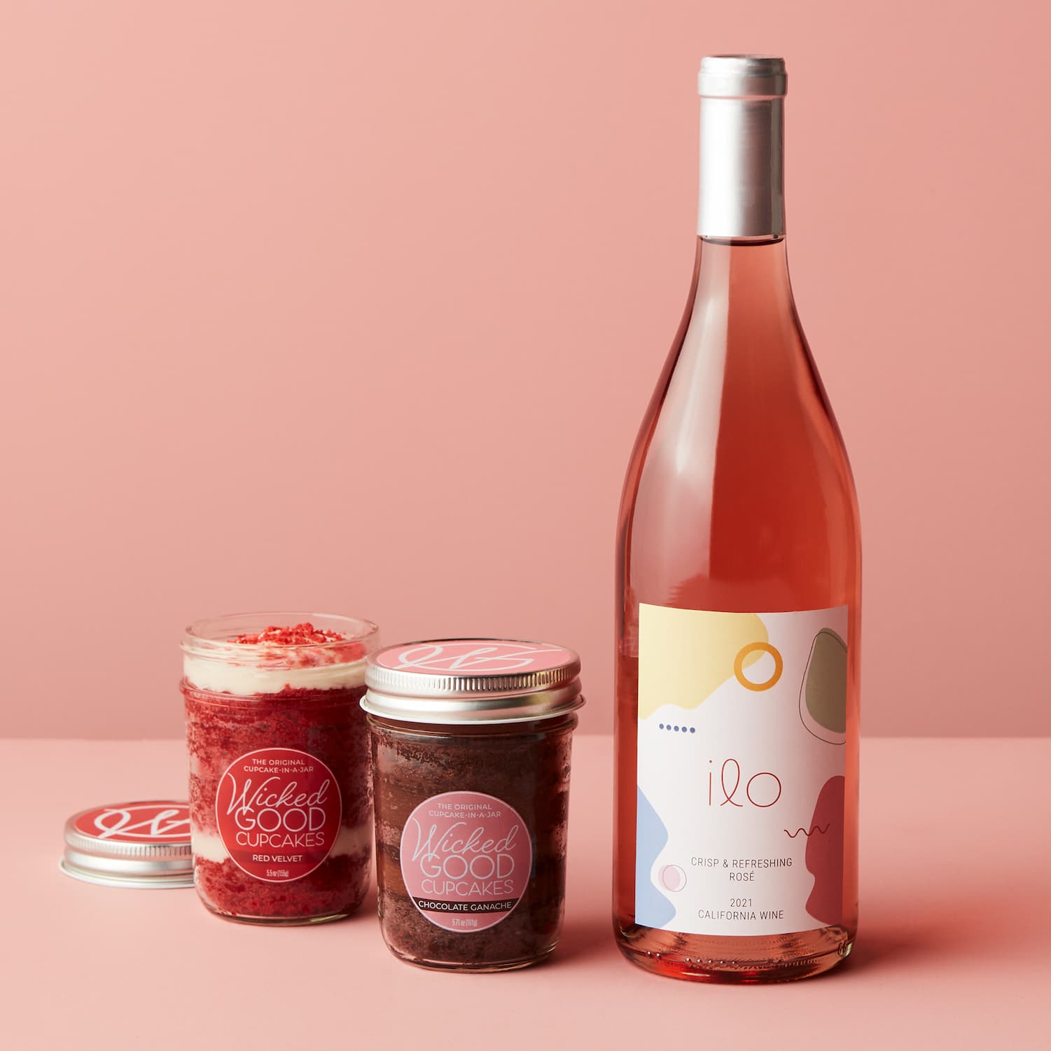 Cupcake 2-Pack & Rosé Gift Set