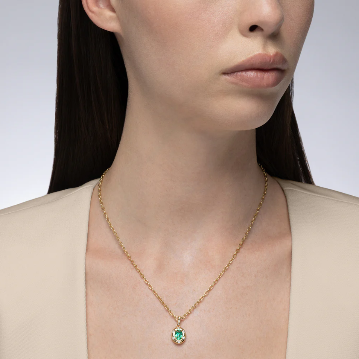 Aurum Oval Emerald Pendant