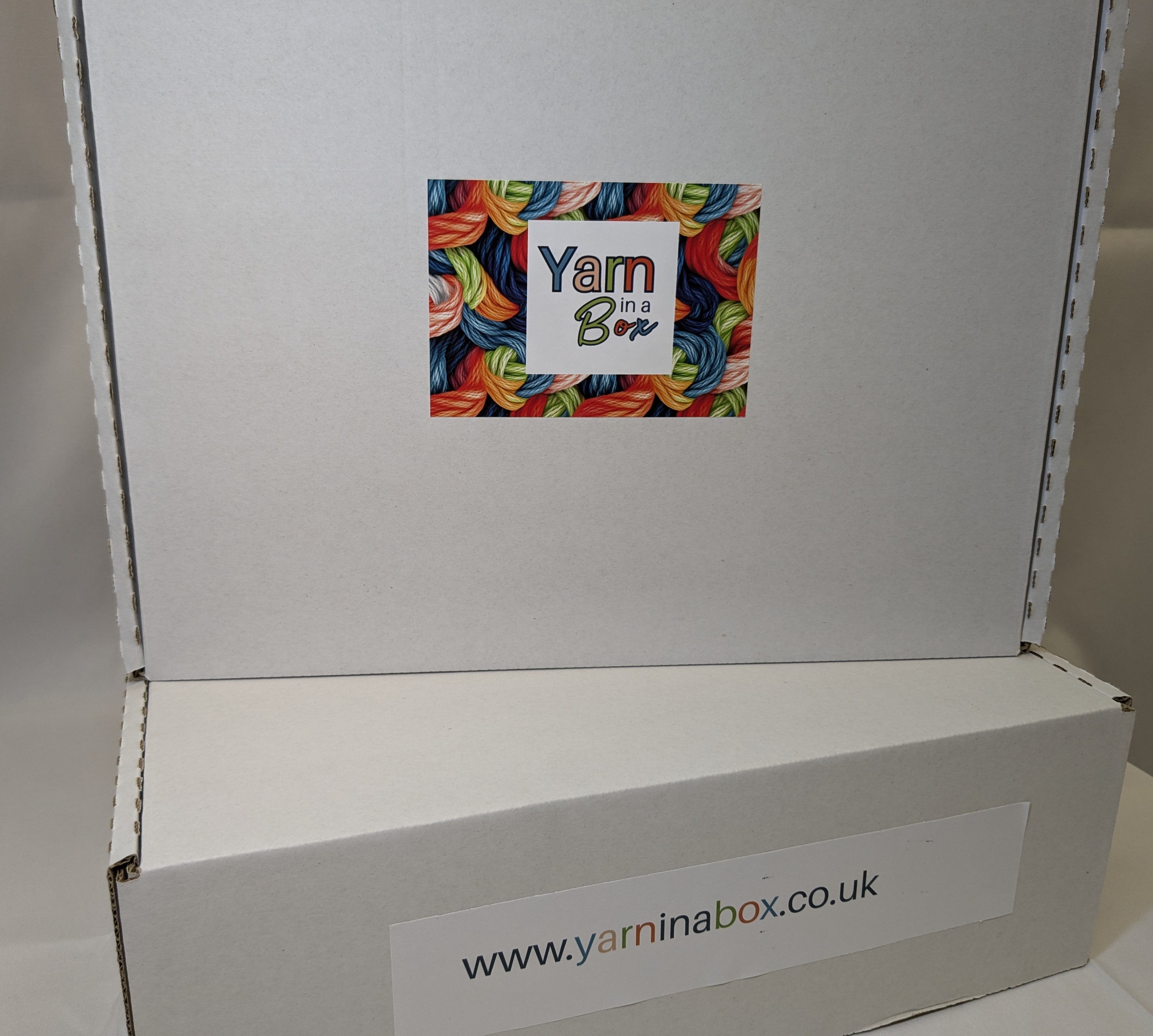 www.yarninabox.co.uk – Yarn In A Box