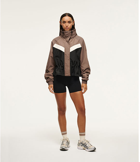 Shelter Jacket in Fossil
