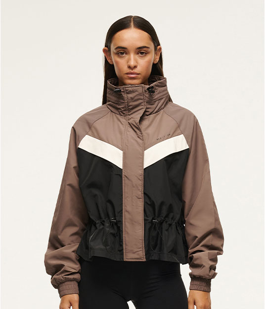 Shelter Jacket in Fossil