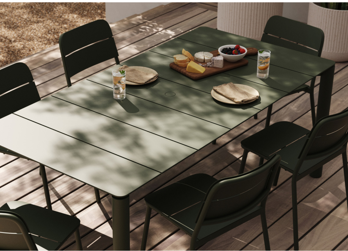 Bandwidth dining table and chairs in Olive