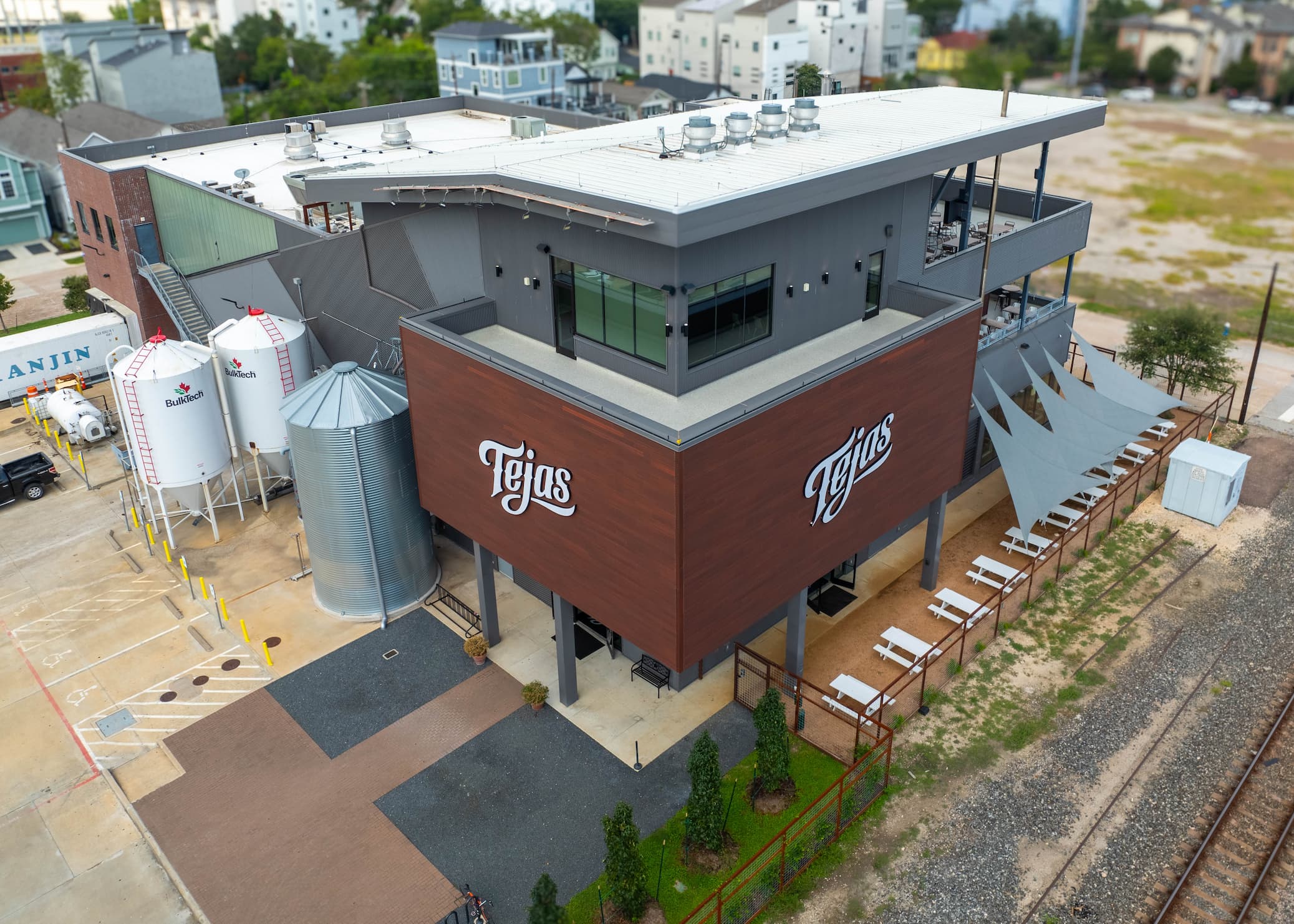 Tejas Brewery photo