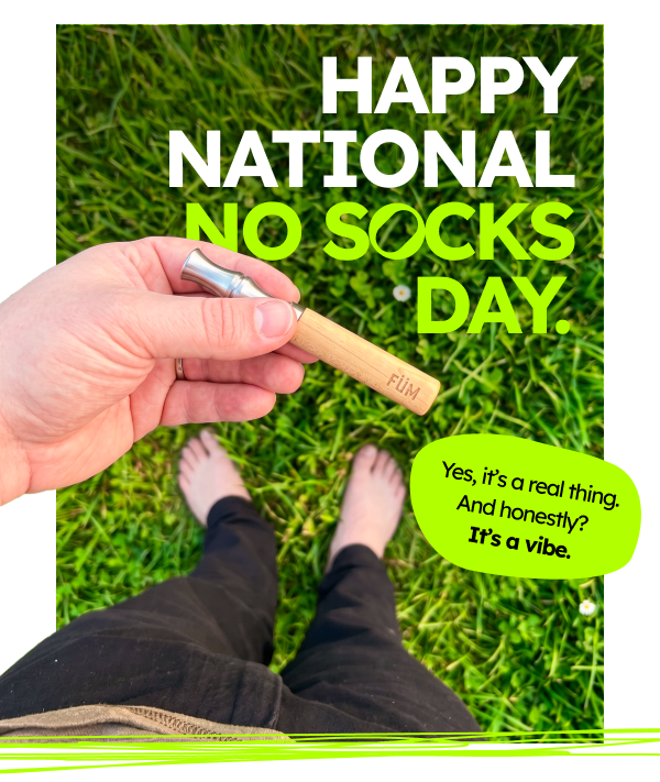 Alt"Happy National No Socks Day"