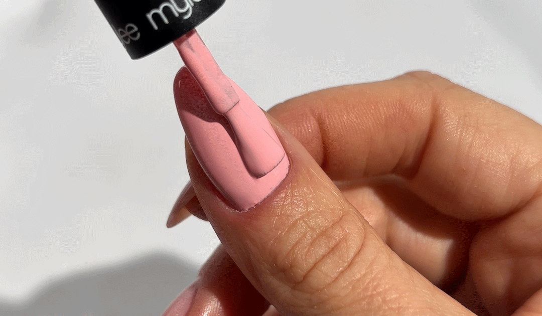 build your spring nail colours