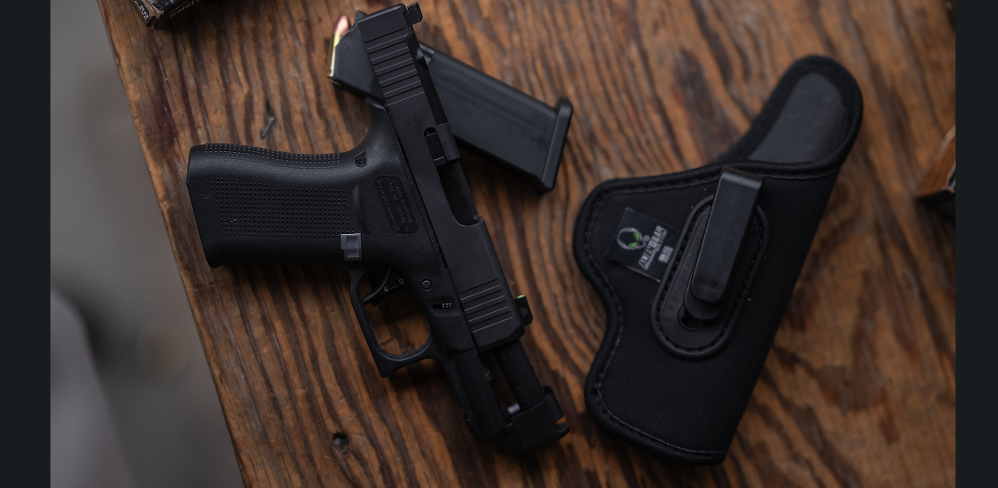 Discover the IWB/Pocket holster for deep concealment&mdash;GRIP TUCK