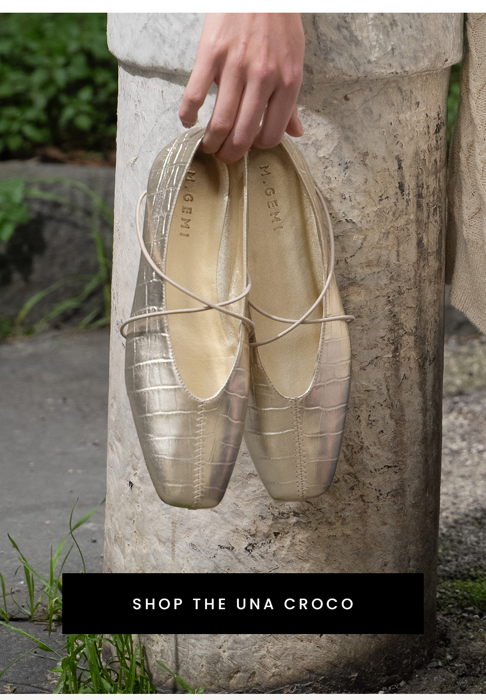 < Shop the Una Croco >