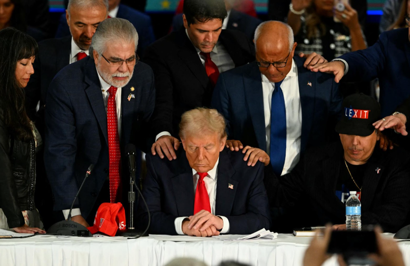 Trump Praying