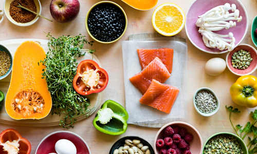 Live Up To 8 Years Longer With This Eating Habit (& It Has Nothing To Do With Superfoods)