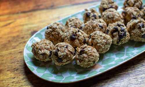 These Peanut Butter Protein Bites Make The Perfect On-The-Go Snack