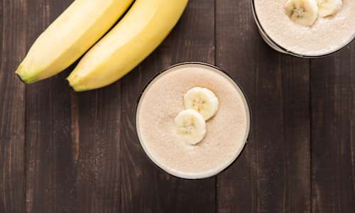 This Banana Bread Smoothie Has 35+ Grams Of Complete Protein