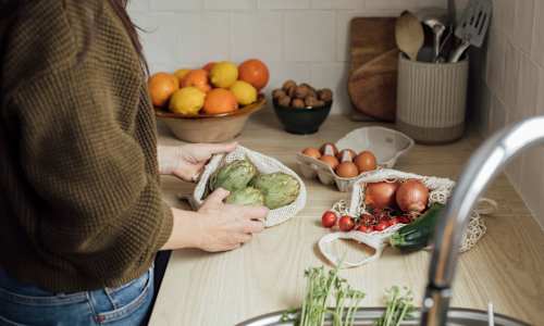Following This Diet Is Linked To Better Mitochondrial Health, Study Shows