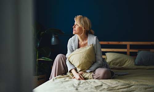 This Type Of Fat May Be Intensifying Hot Flashes, Brain Fog, & Irritability