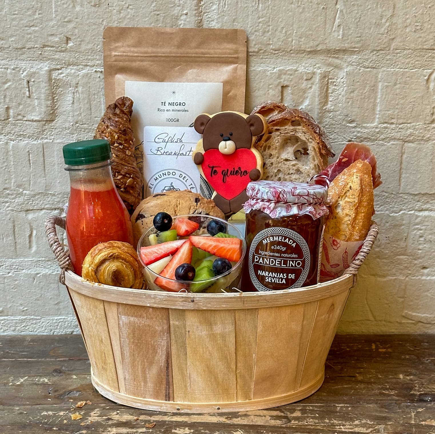 Desayuno para Uno té y mermelada San Valentín