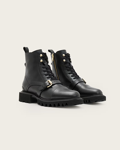 TORI BOOT