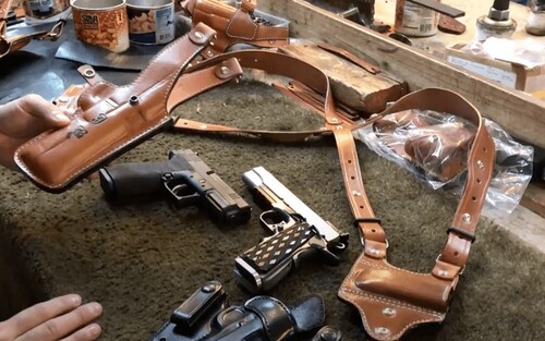 Dinosaurized manufacturer