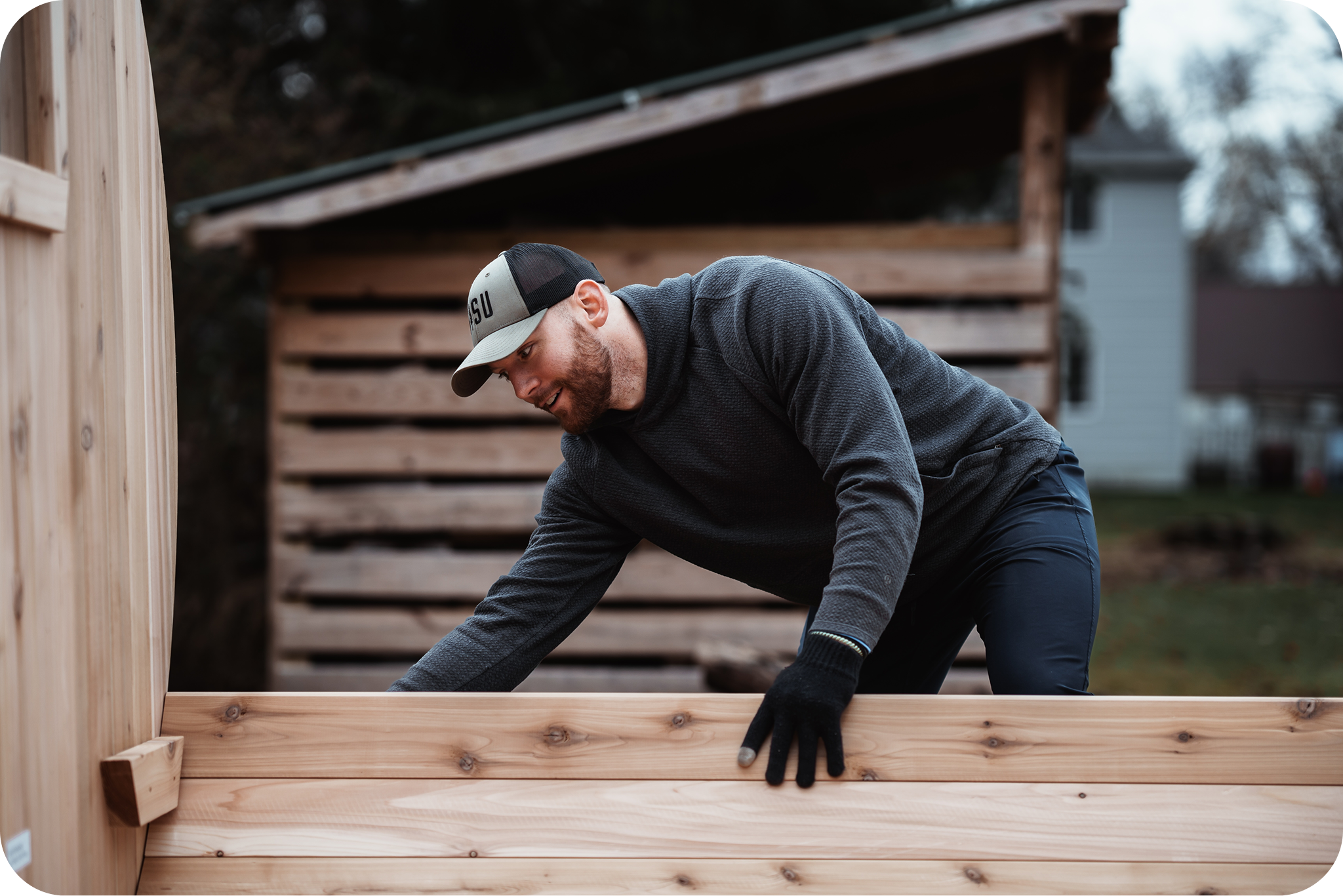 Image of Pete Putting a Sauna Together