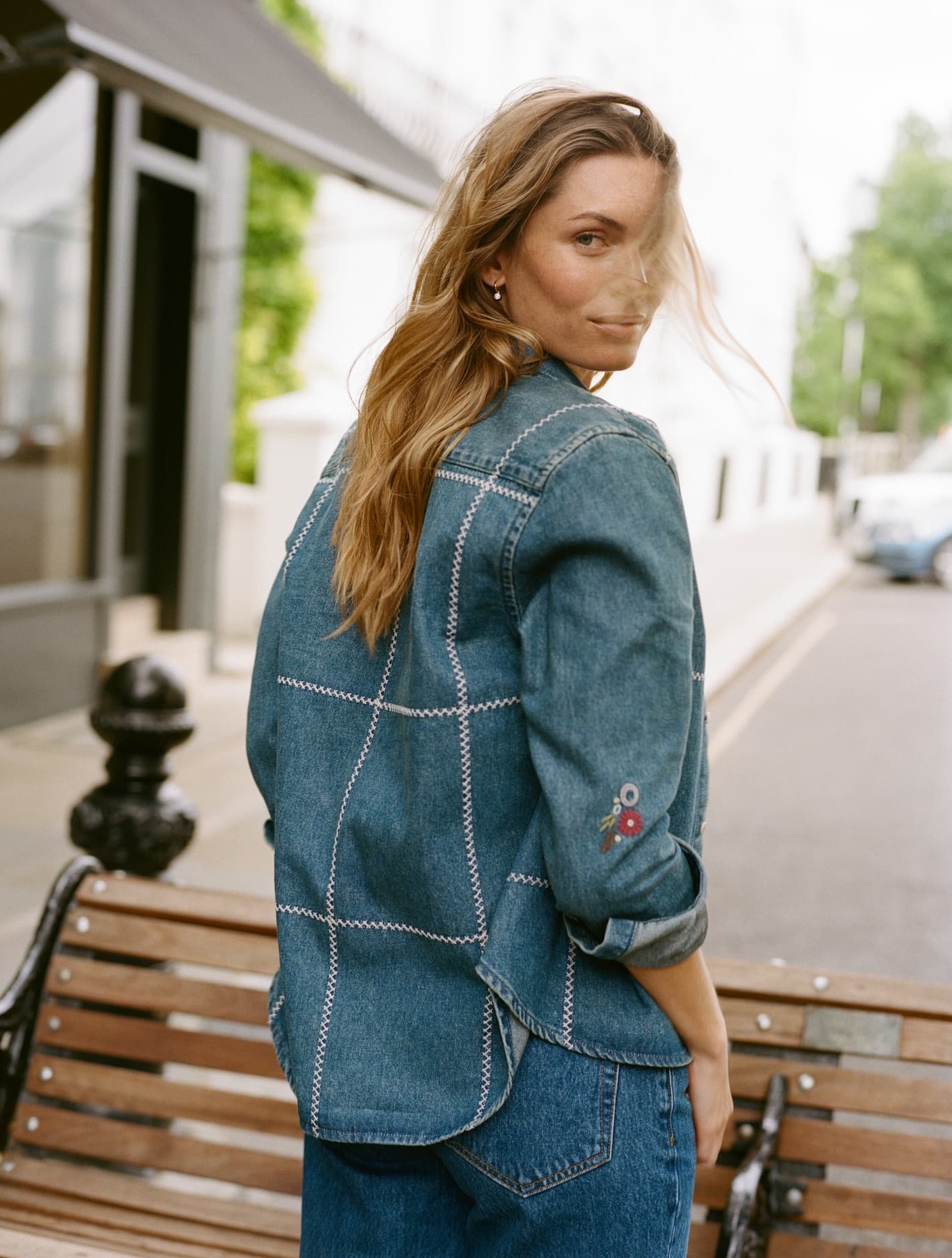 The Classic: Denim, Embroidered Shirt in 50% Organic Cotton, 50% Cotton