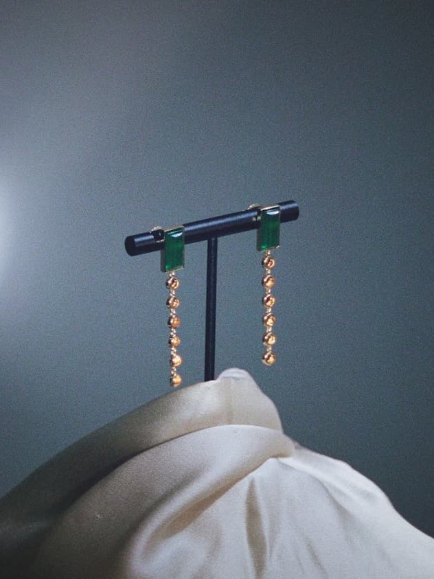 Tenuitas long earrings with Green Onyx and citrine cabochons, KULT jewelry