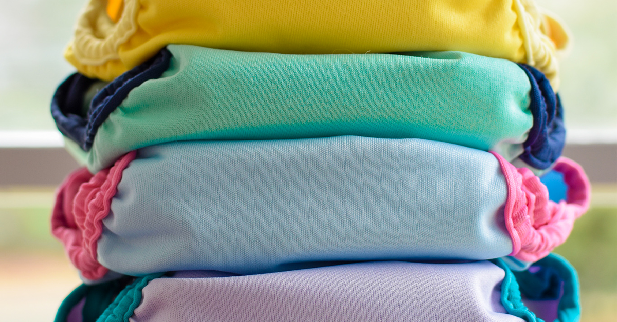 Debate Hook & Loop VS Snap Diapers! Nicki's Diapers