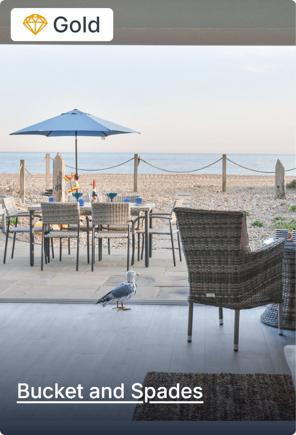 Gold - Bucket and Spades