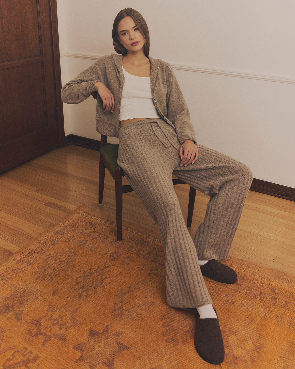 Image | Model in Full-Zip Hoodie in Wool Cashmere | Oatmeal