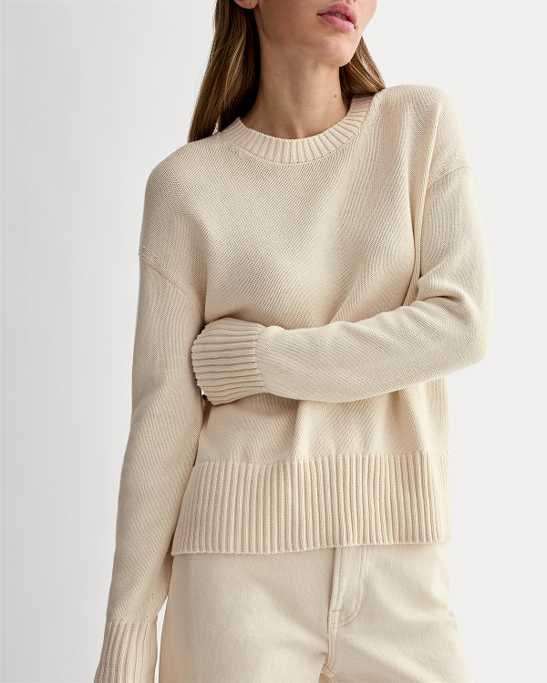 Image | Model in The Boxy Sweater in Everyday Cotton | Canvas