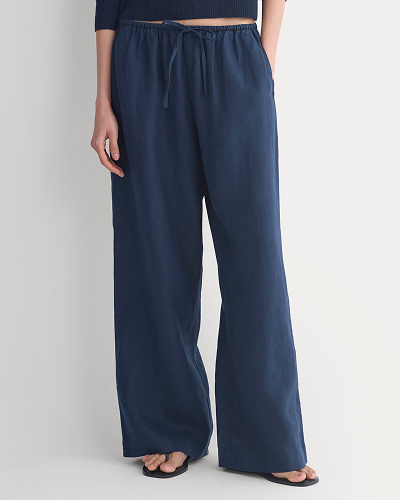 Image | Model | Wide-Leg Drawstring Pant in Linen | Navy