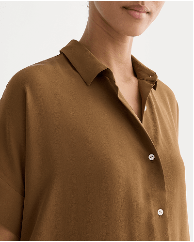 Image | The Boxy Shirt in Washable Silk | Toffee