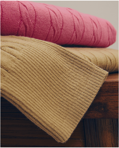 Image | The Cable V-Neck in Cotton Cashmere | Deep Pink