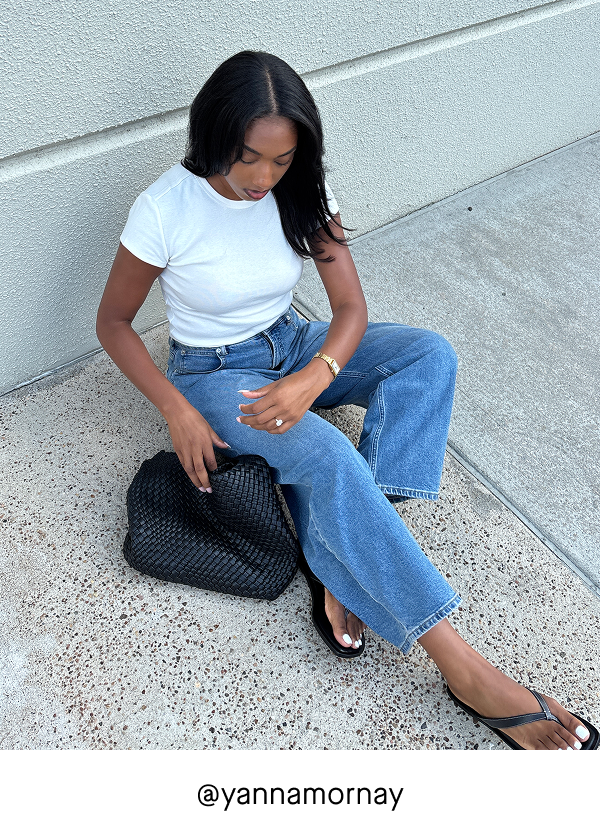 Image | @yannamornay | The Way-High® Curve Jean | Medium Wash