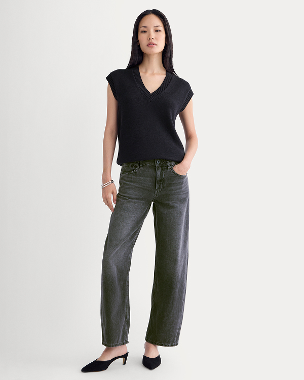 Image | Loose Curve Jean | Carbon Midnight