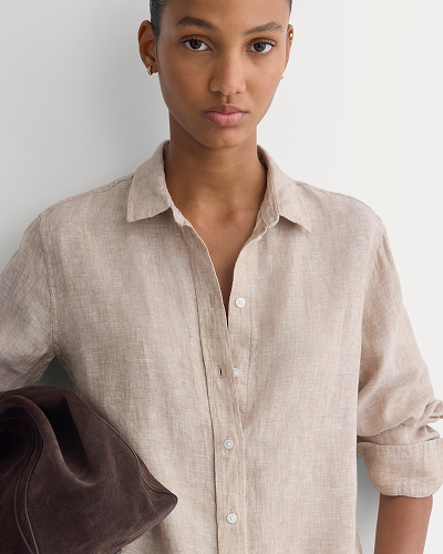 Image | Model | The Must-Have Shirt in Linen | Cornstalk Chambray