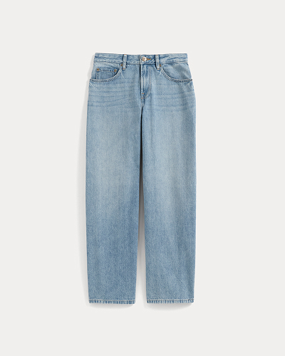 Image | Loose Curve Jean | Light Indigo