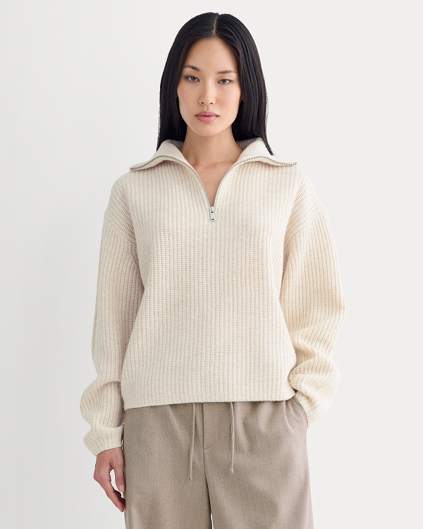  Image | Model in The Boxy Sweater in Everyday Cotton | Canvas