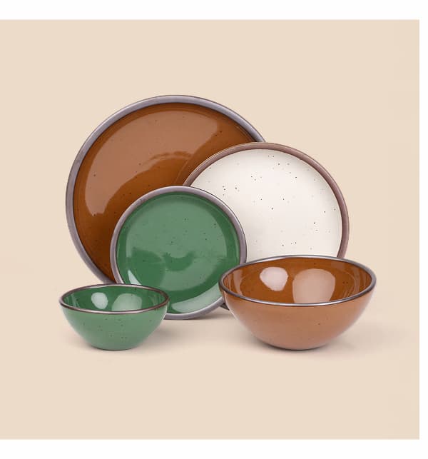 Potter's Dinner Set in Curio Potter's Dinner Set in Curio