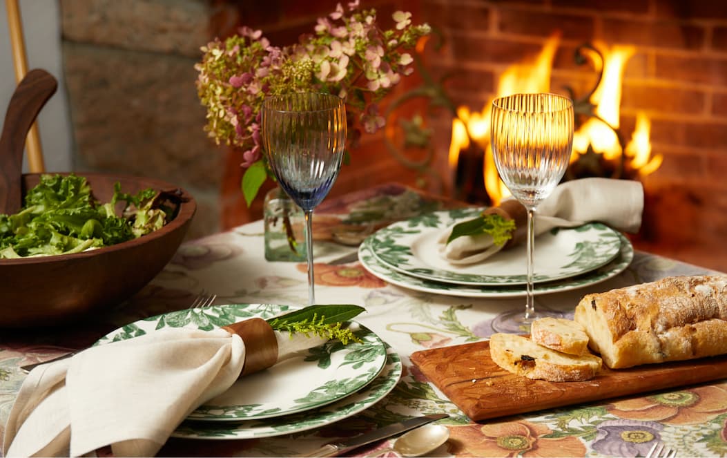 Arbor green place setting for Thanksgiving