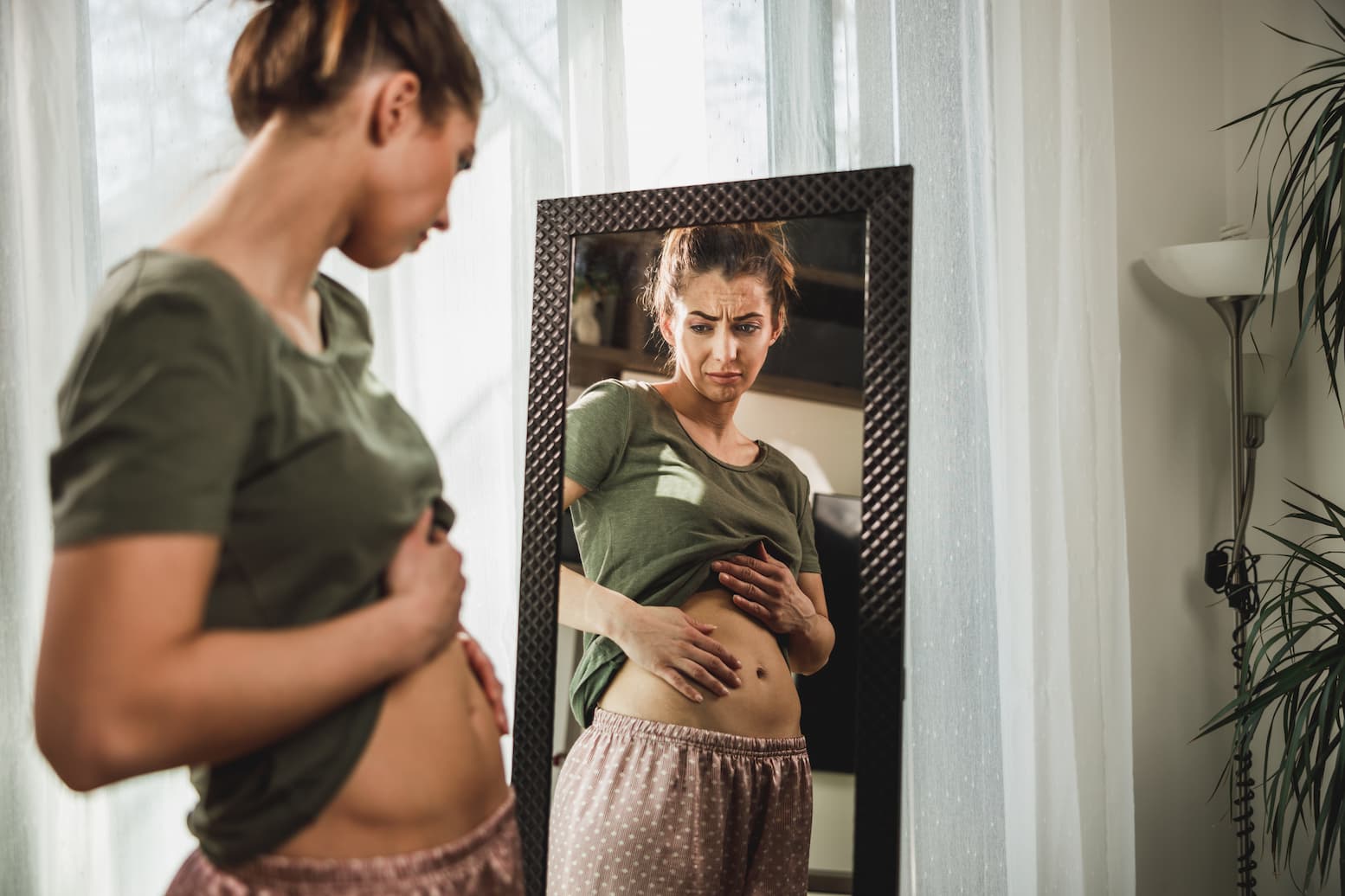 Feature image with link to read the article: Lupus Belly: Why Bloating and Stomach Symptoms Are So Common